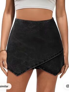 NWT Women's Black Asymmetrical Denim Skort